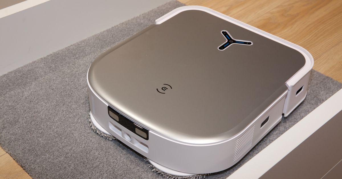 The Verge: Aspiratoarele robotice au fost sparte de hackeri și au început să înjure