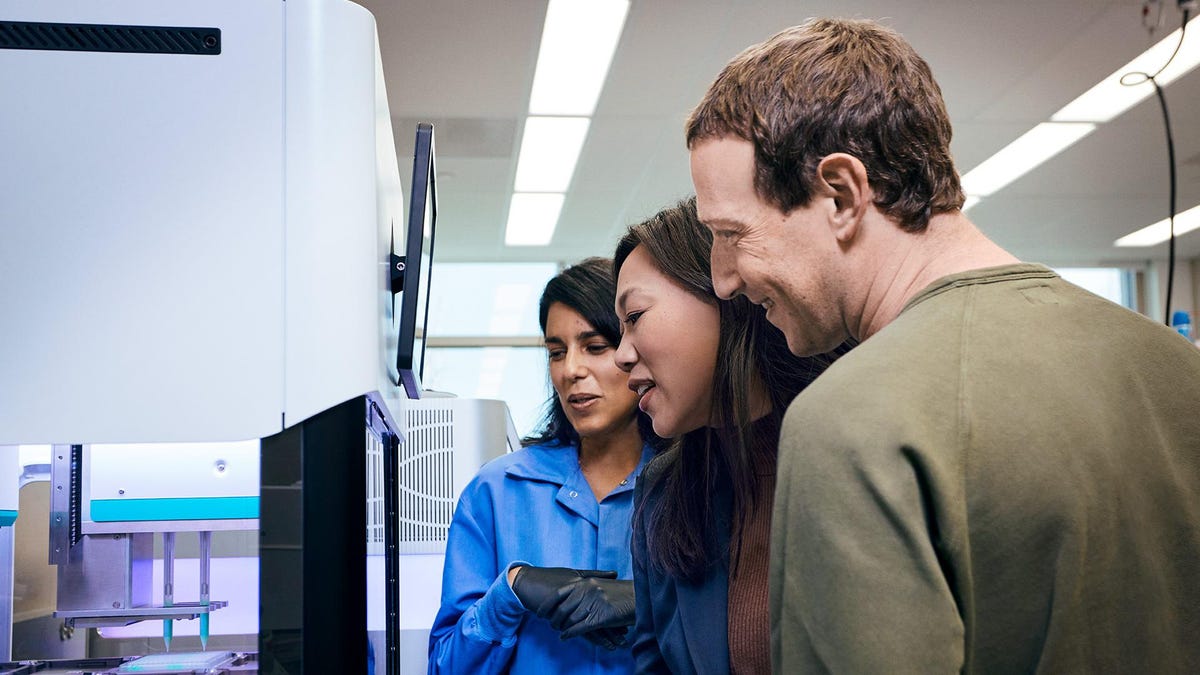 Forbes.com: noul pariu al lui Mark Zuckerberg - vindecarea bolilor