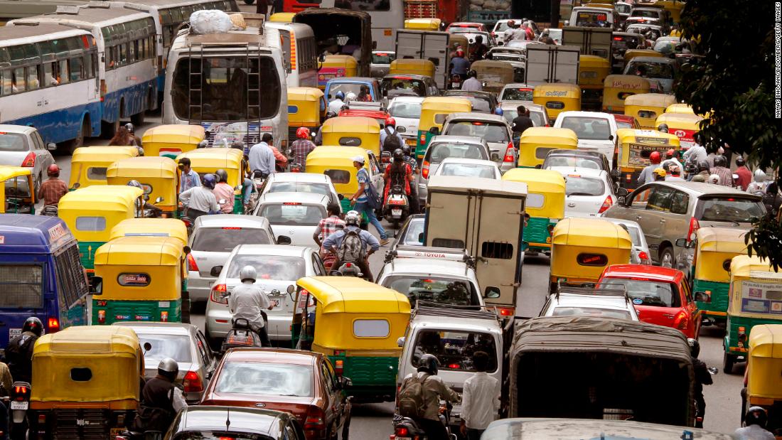 CNN: Cum este să lucrezi în Silicon Valley al Indiei