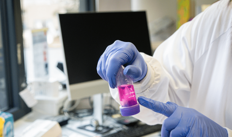 EU Startups:  Compania biotech franceză care primește 17 mil. de euro pentru vindecarea cancerului