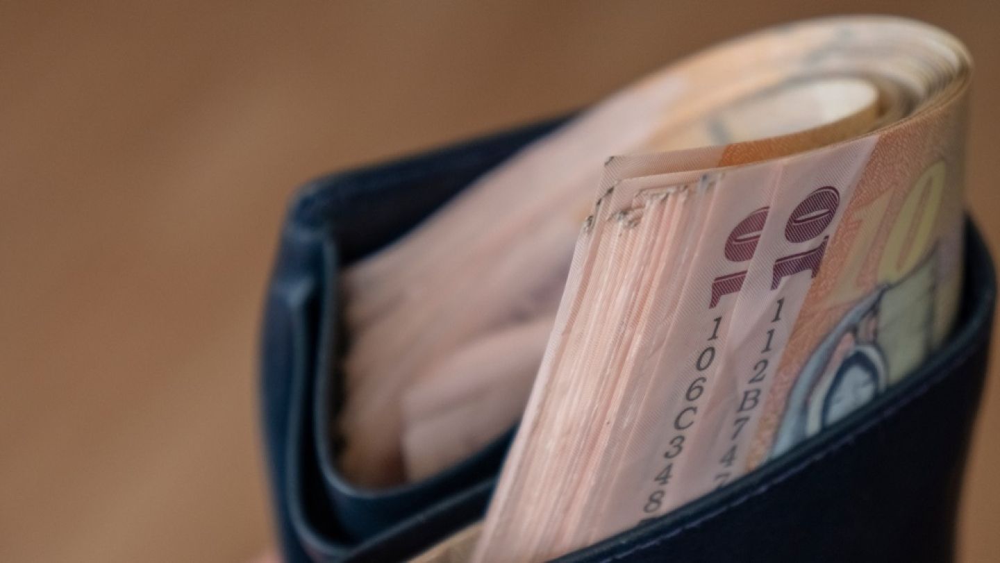 wall-street.ro: cum plătesc românii în 2025