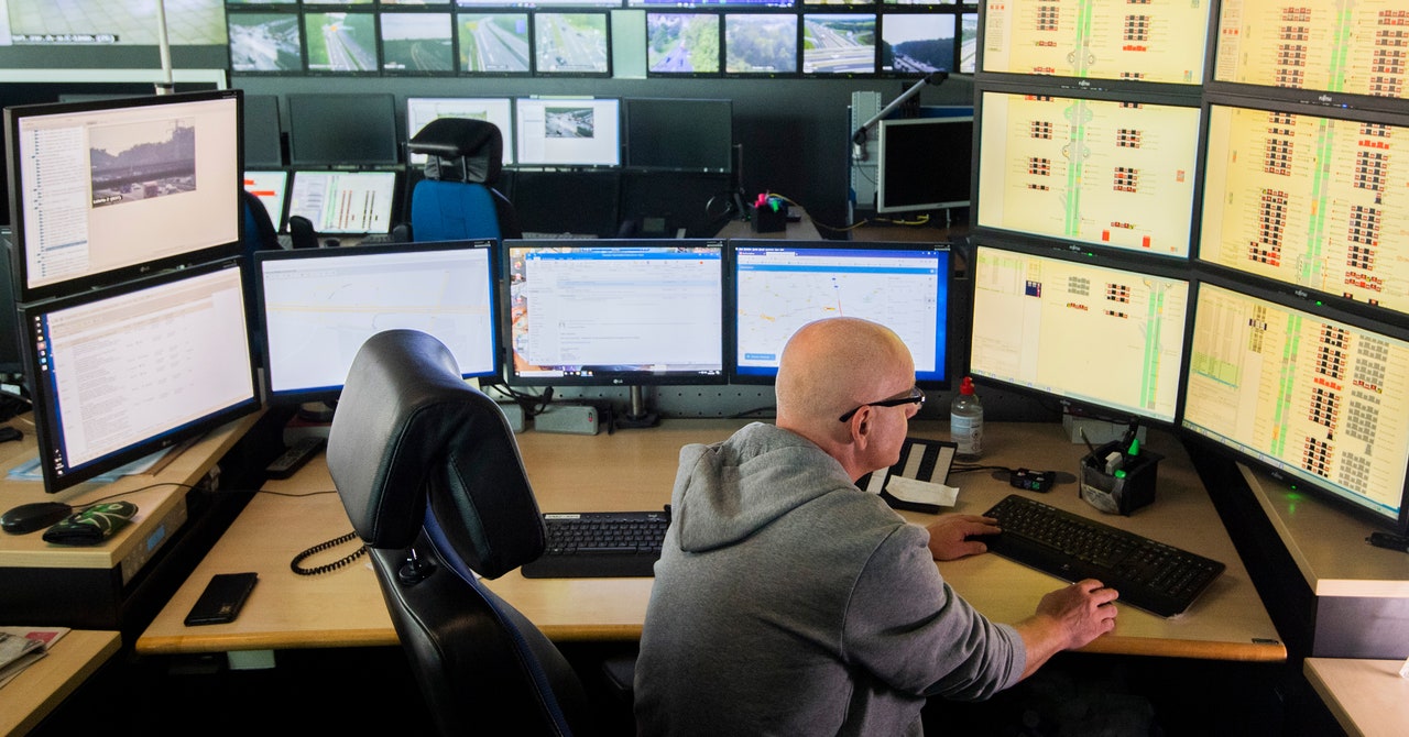 Wired: fundamentul pe care e construit AI-ul este plin de erori