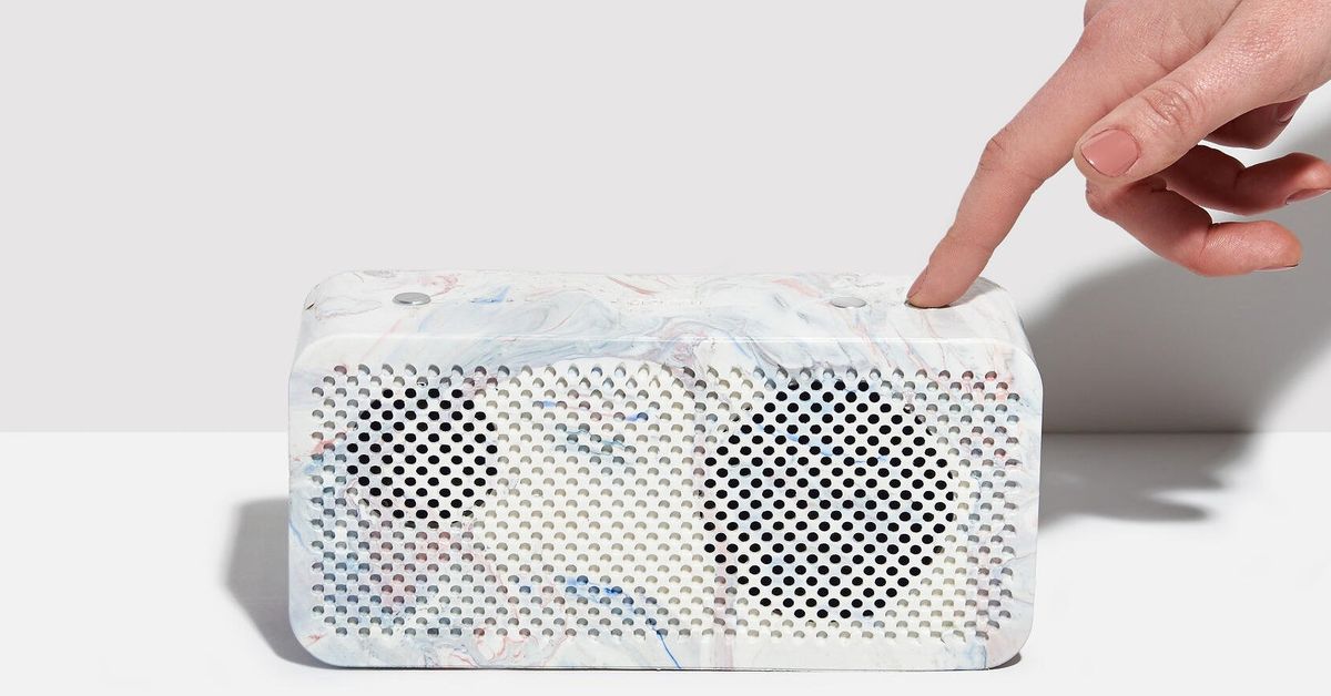 The Verge: Bateriile reciclate de la trotinetele Lime ajută la crearea de boxe Bluetooth