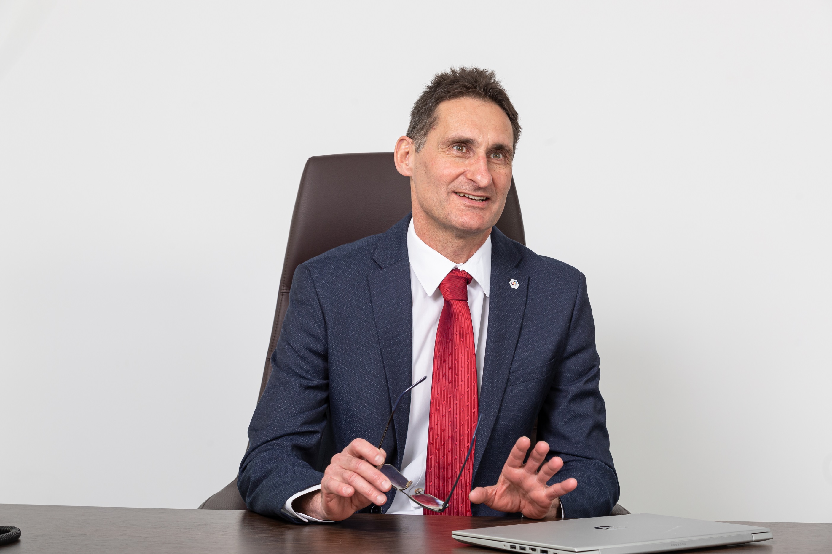 Wall-Street.ro: CEO-ul companiei care produce virucidul ce combate COVID-19: Dacă aveți bani, investiți acum!