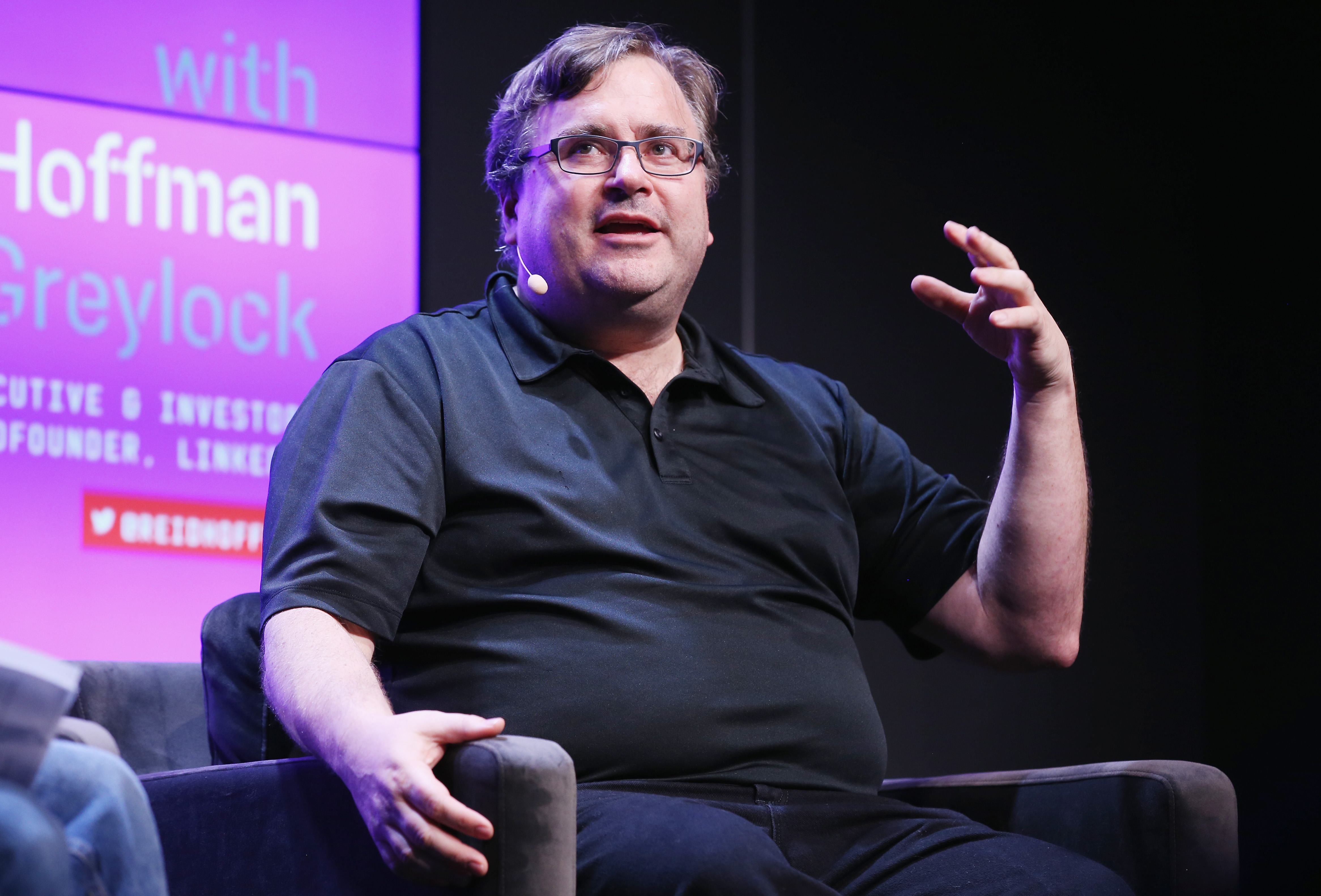 Observer: Cofondatorul LinkedIn Reid Hoffman lansează un rival pentru ChatGPT