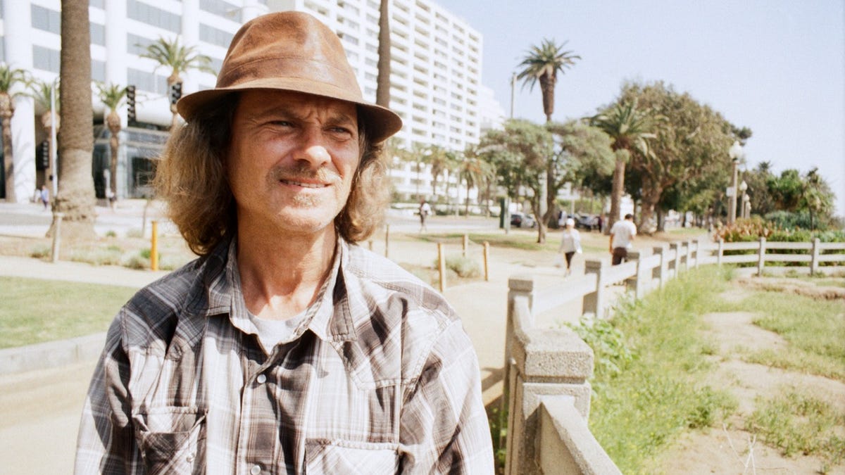 Gizmodo: Hackerii care au transformat internetul timpuriu pentru totdeauna