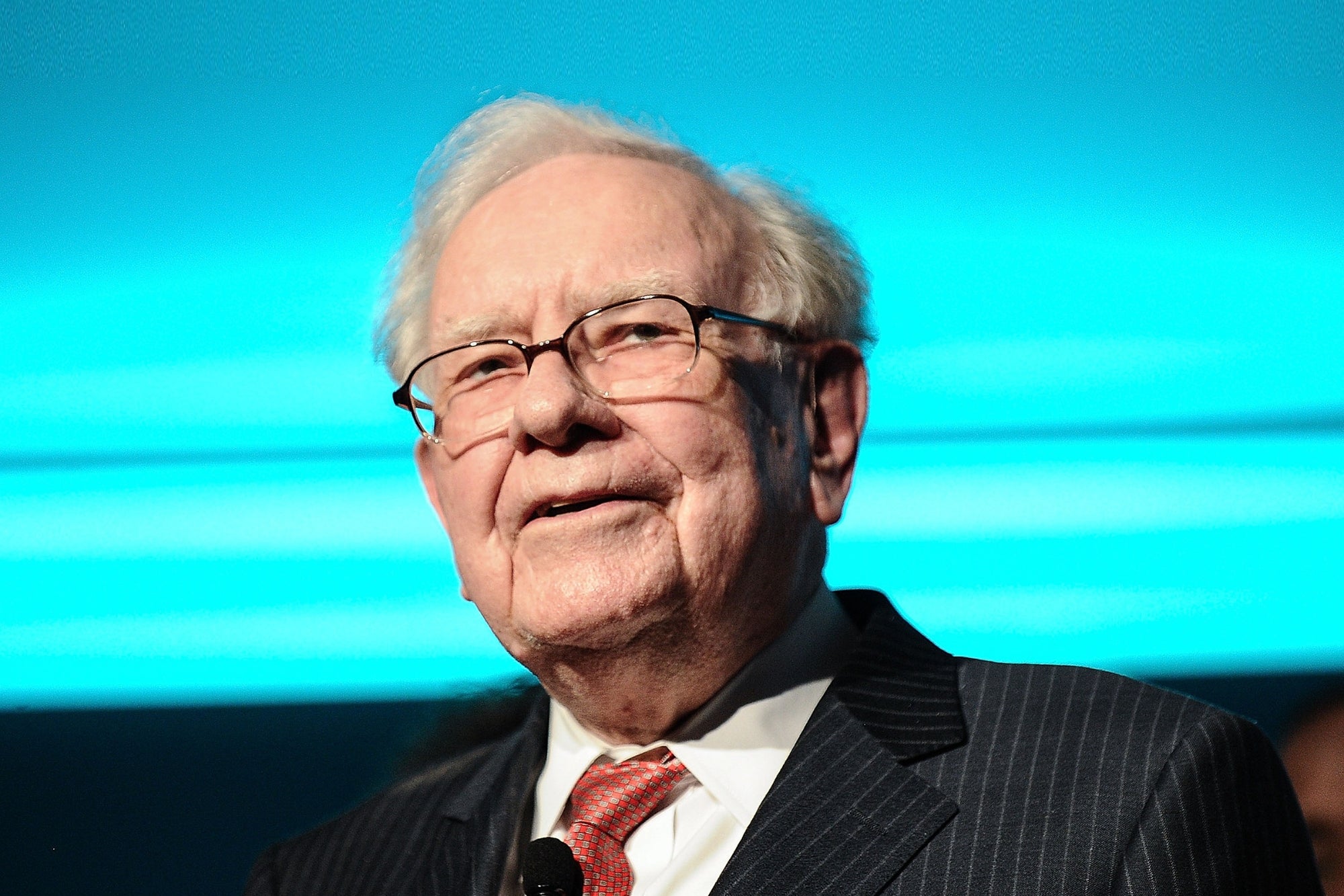 Entrepreneur: regulile lui Warren Buffett pentru a strânge mai mulți bani