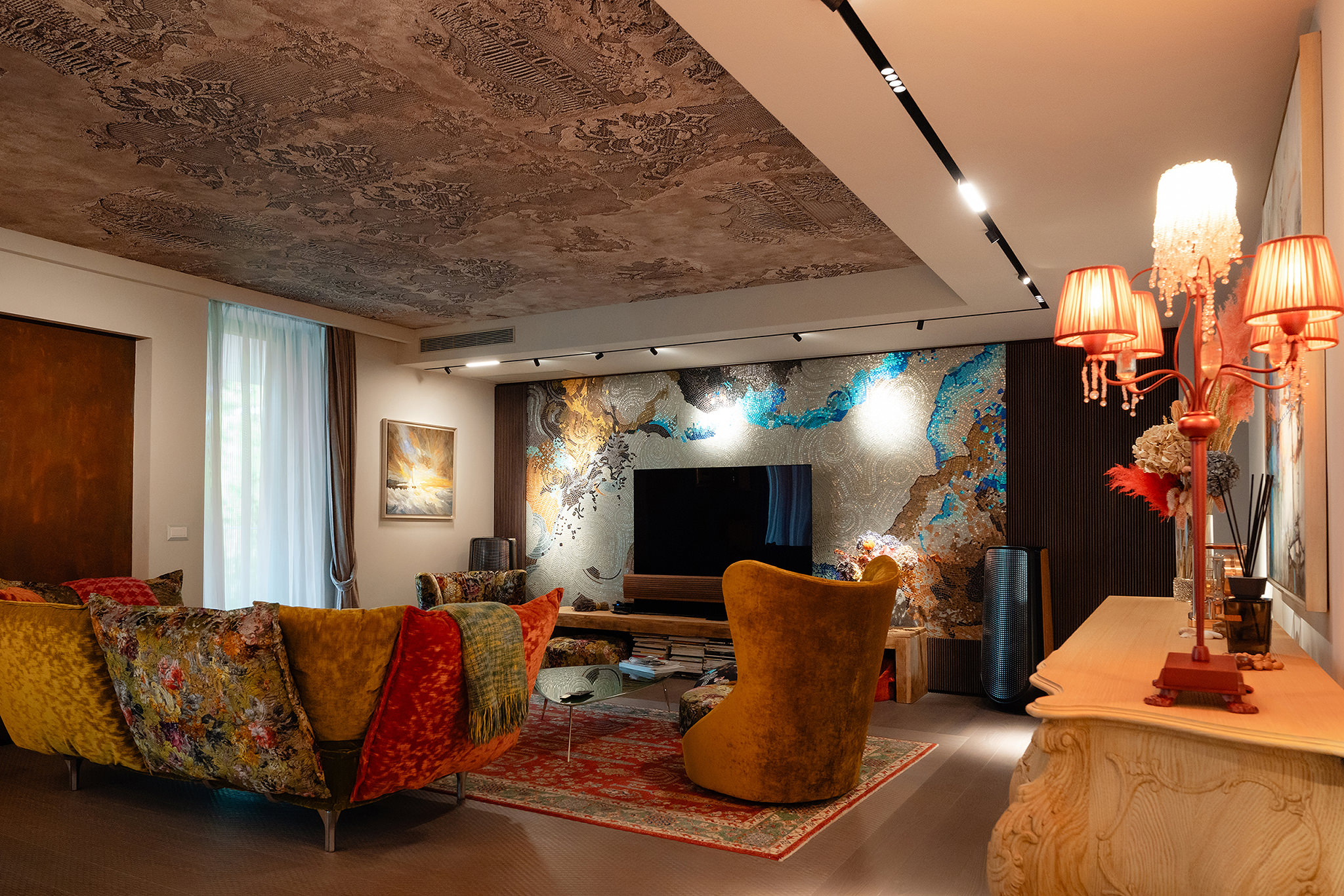 Wall-Street.ro: Cum arată un duplex de lux de 2,5 mil. euro din Primăverii