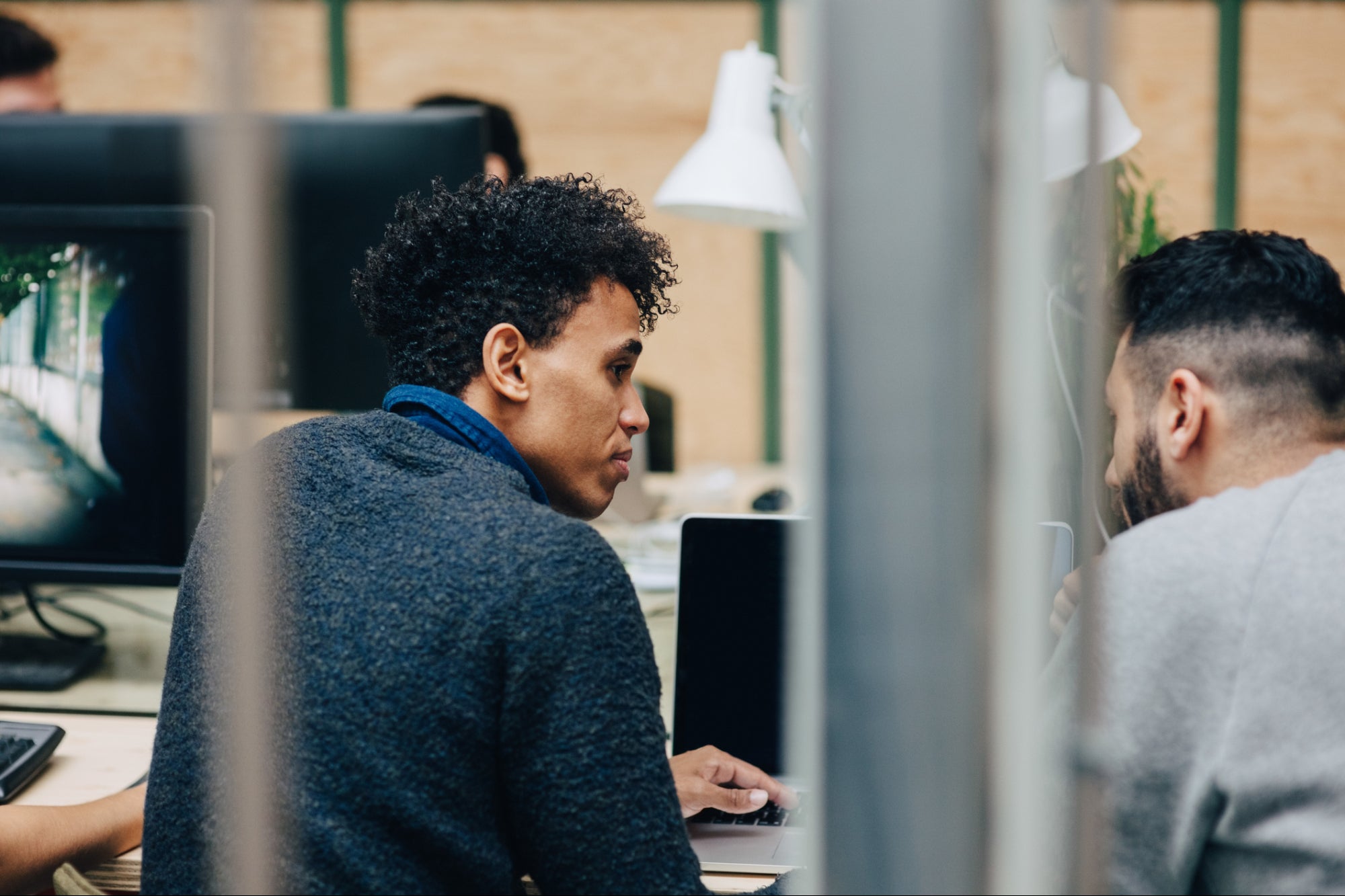 Entrepreneur: când inovația este mai rapidă decât sectorul legislativ care o poate reglementa