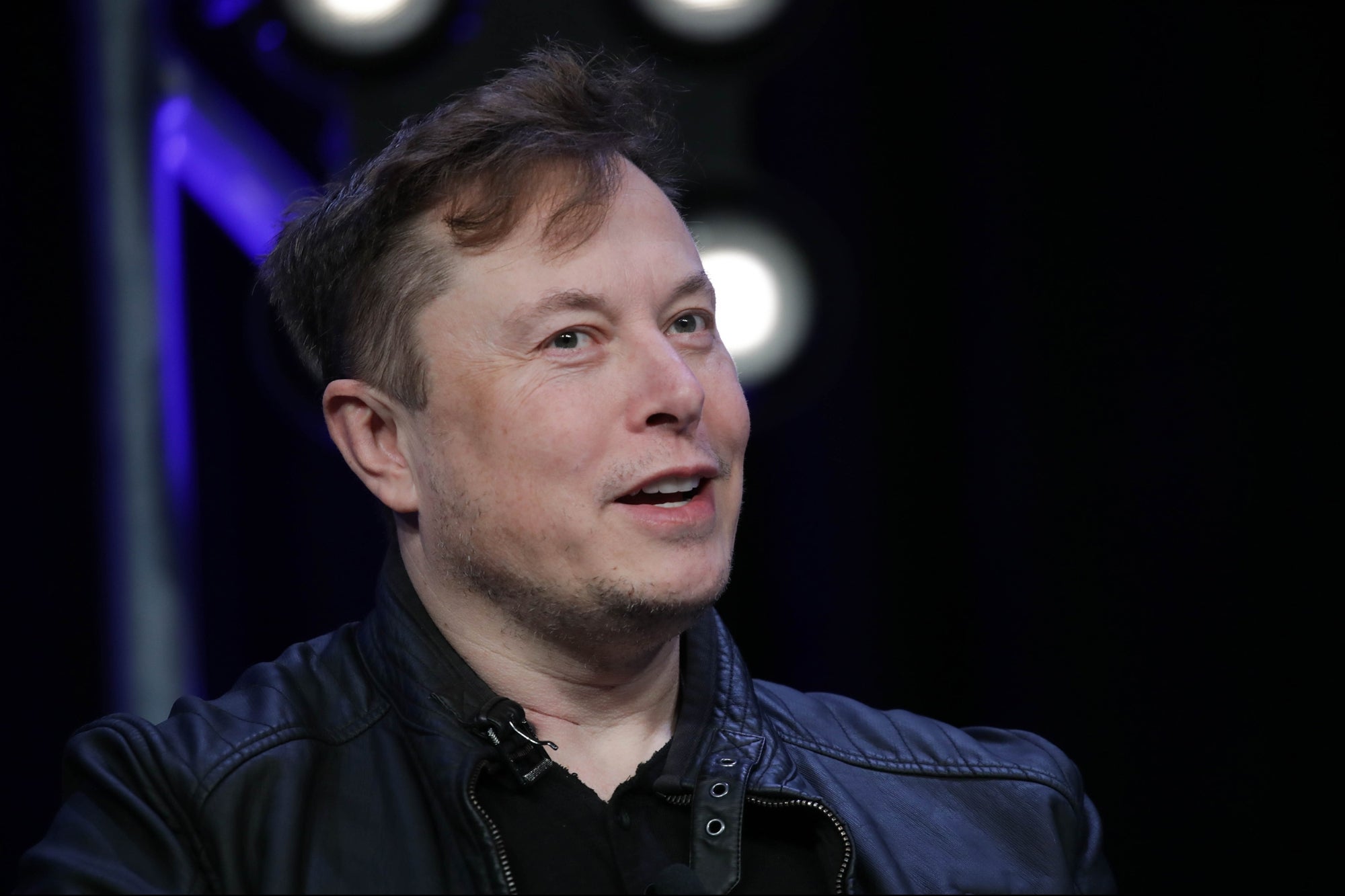 Entrepreneur: de ce are atât de mult succes Elon Musk?
