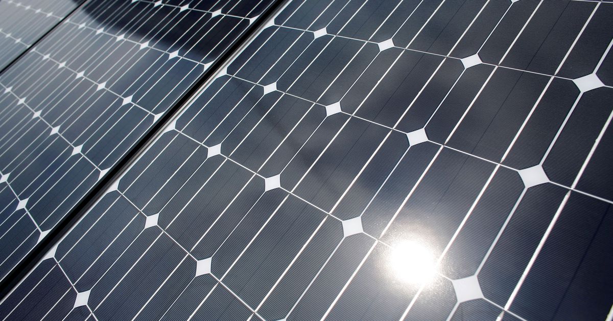 Reuters: SUA vrea să atingă 40% energie solară până-n 2035