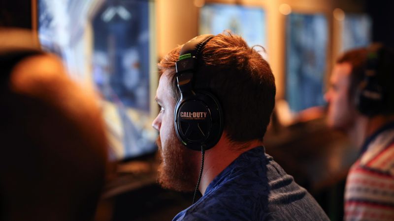 CNN: Achiziția Activision de către Microsoft, blocată de Guvernul Britanic