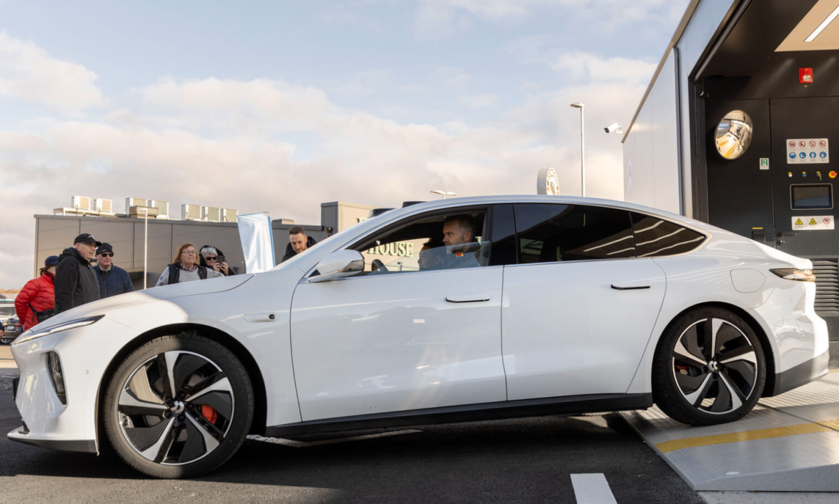 TechCrunch: Chinezii de la Nio se extind cu mașinile electrice în Suedia