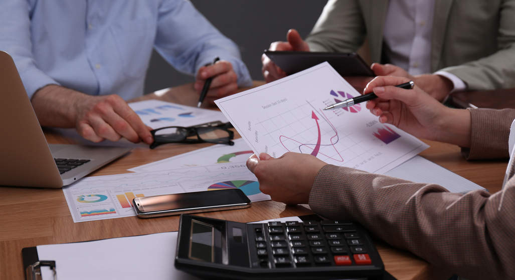 Wall-Street.ro: Ce ar trebui să eviți dacă ai ales să investești în criptomonede și ce rol joacă Bitcoin