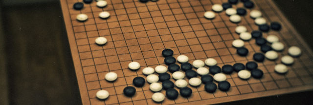 Ars Technica: Un om a bătut în sfârșit un computer la jocul de Go