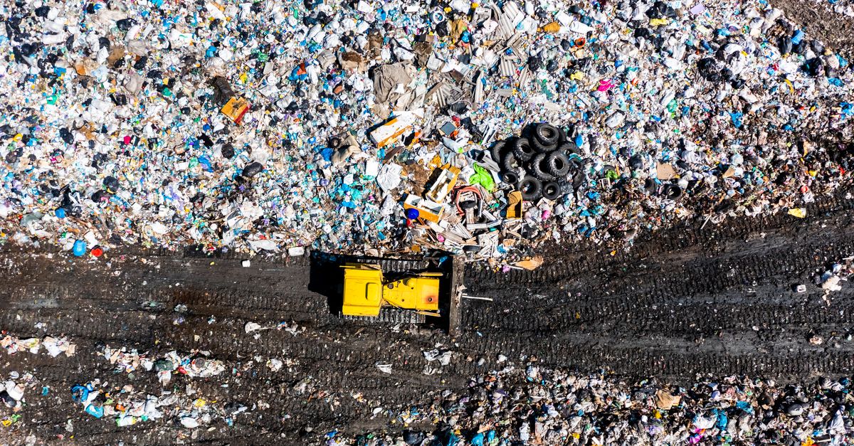 Huffington Post: Doar 5% din plastice au fost reciclate anul trecut