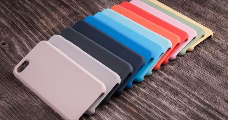 (Green Start-Up): Cât de complicat este să recicăm husele de telefon și de ce trebuie să depunem acest efort