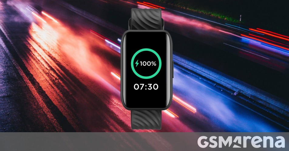 (GSMArena): Este 2024 și Moto lansează o brățară fitness... pardon, un smartwatch