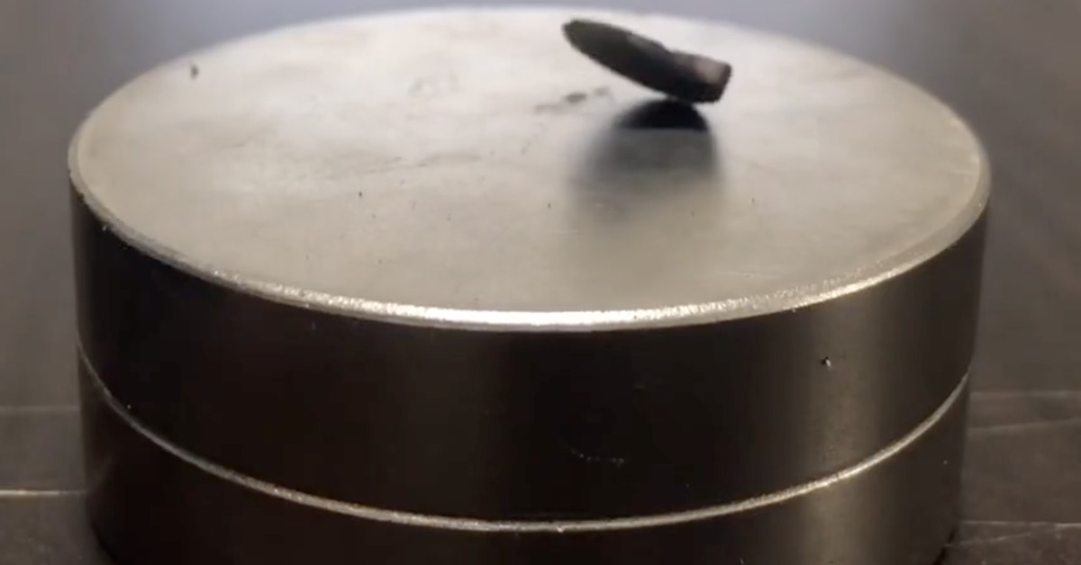 The Verge: A fost descoperit sau nu cel mai bun material superconductor?