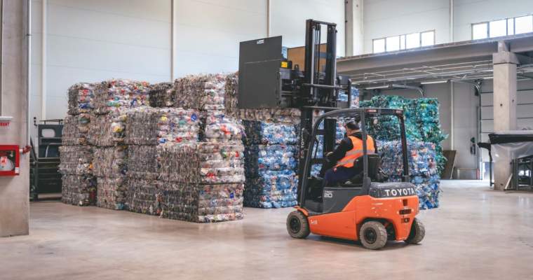 (Green Start-Up): Sistemul care dă roade. RetuRO trimite primele ambalaje colectate către reciclatori