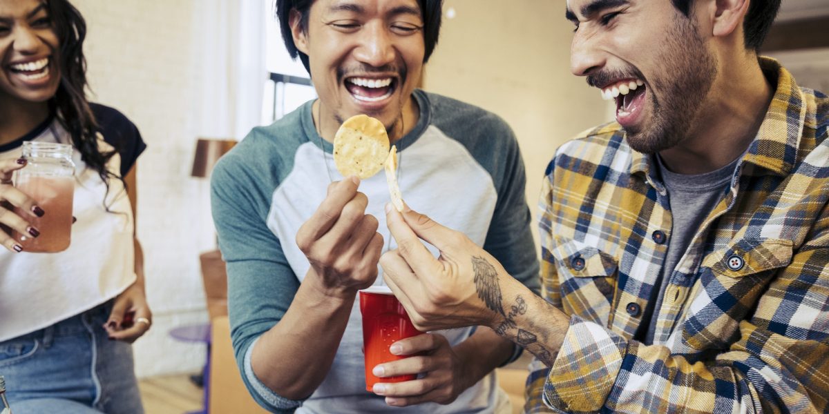 Fortune: revolta millennials și Gen Z transformă industria snack-urilor