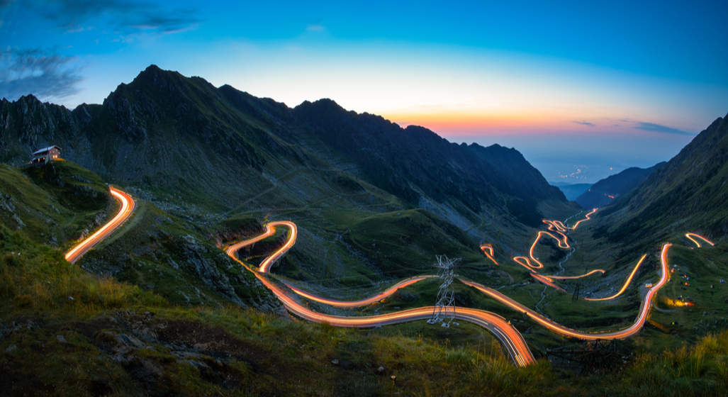 Wall-Street.ro: Locuri de vizitat în România – Top 10 locații pentru care străinii ne laudă