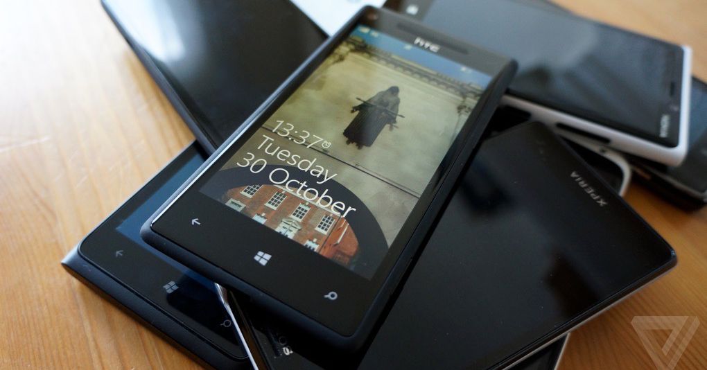 The Verge: 8 lucruri noi de făcut cu telefoanele vechi