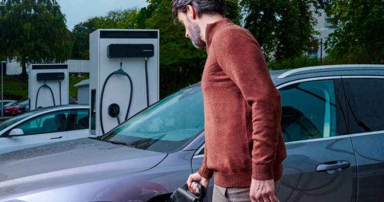 Green Start-Up: Noi stații de încărcare pe teritoriul României pentru electrice