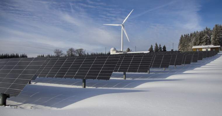 Green Start-Up: Cum putem să reducem emisiile fără compromiterea siguranței energetice