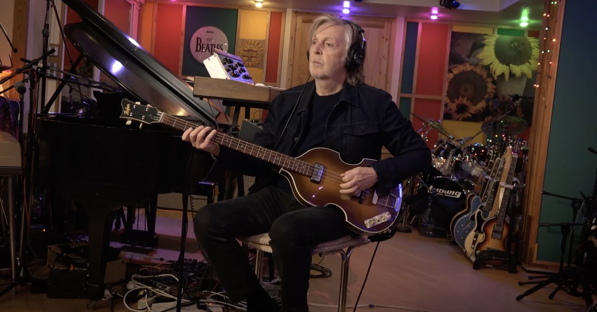 The Verge: Ultima piesă The Beatles - Now and Then a fost creată cu ajutorul AI