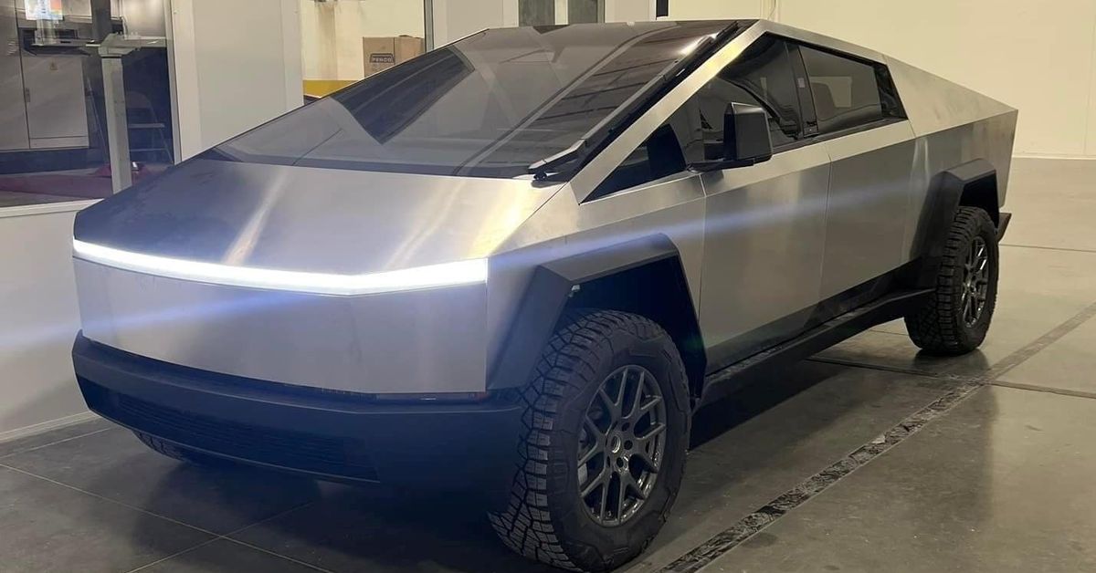 The Verge: Tesla Cybertruck e aproape de producție