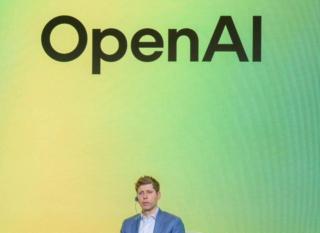 TechCrunch: OpenAI lansează un competitor pentru... TikTok?