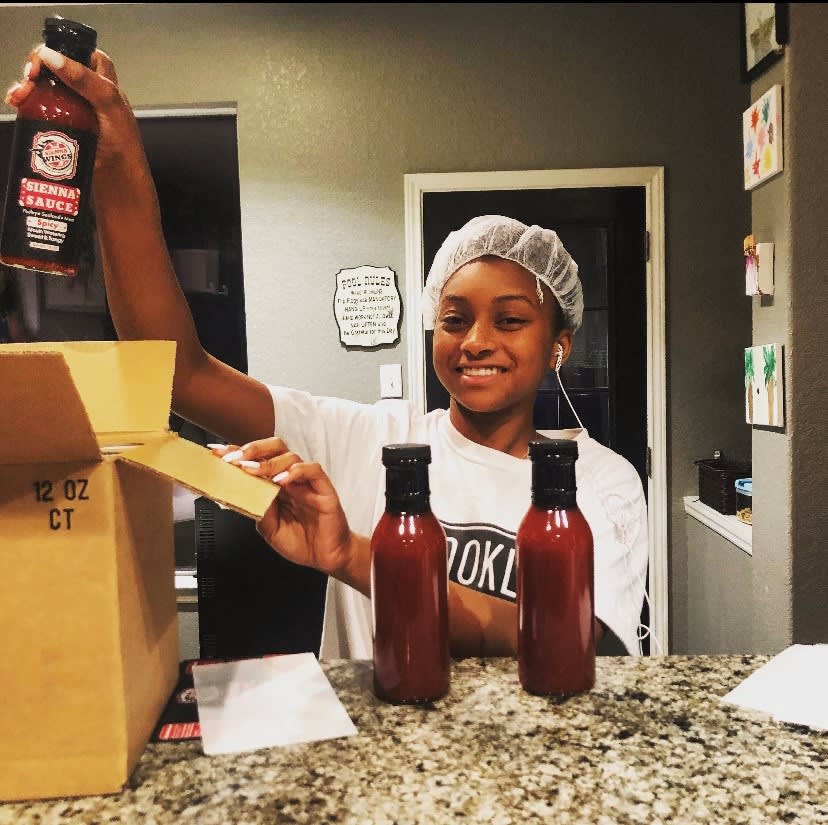 CNBC: Copilul de 17 ani care a creat un business de sosuri de succes