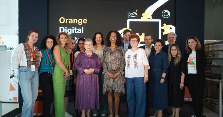 Green Start-Up: Hub de la Orange pentru digitalizarea României