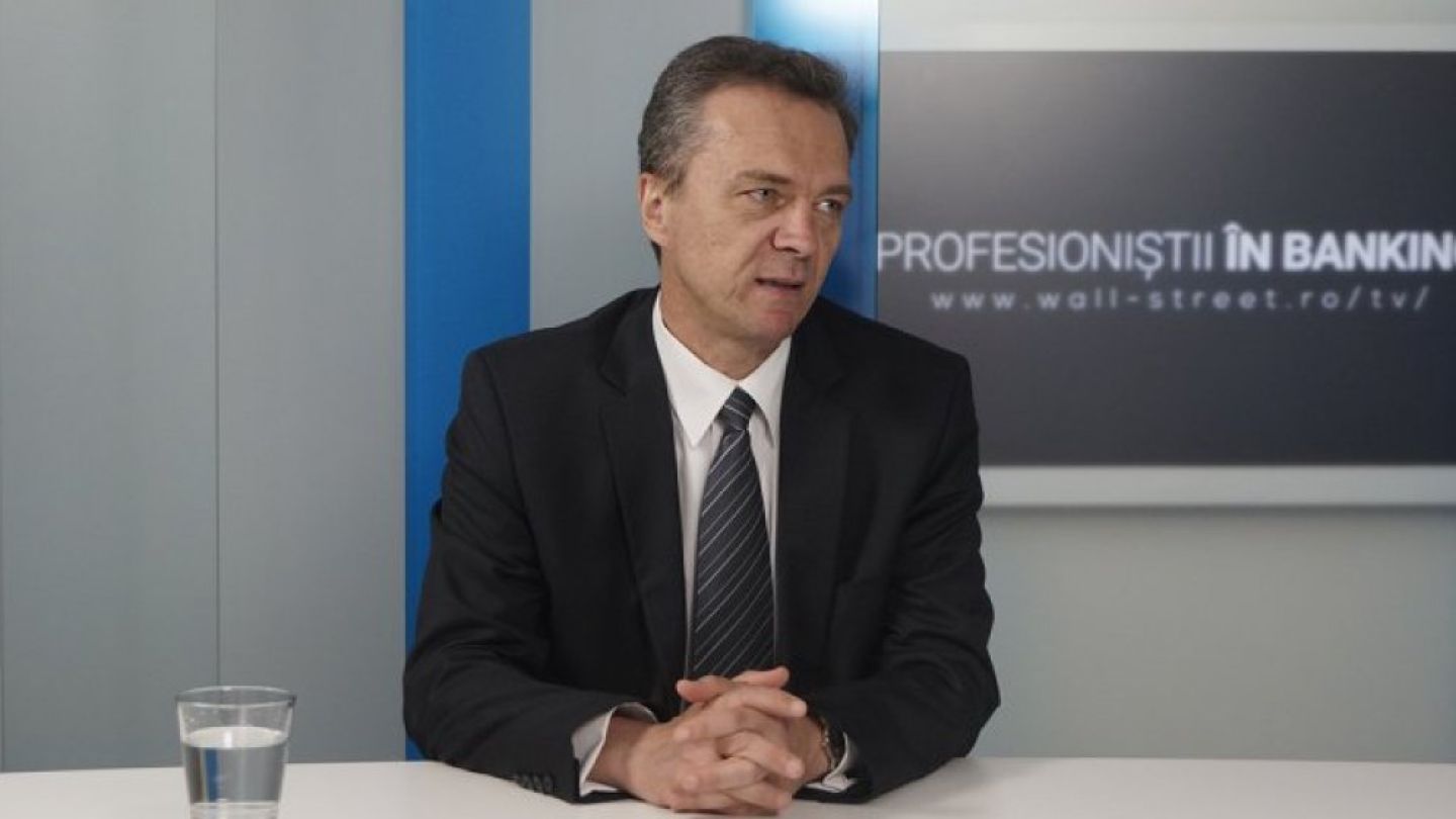 wall-street.ro: Va lăsa BNR euro să ajungă la 6 lei?