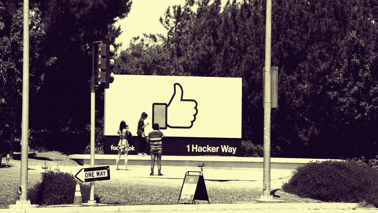 Fast Company: Cum și-a schimbat Facebook tactica de recrutare în timpul pandemiei