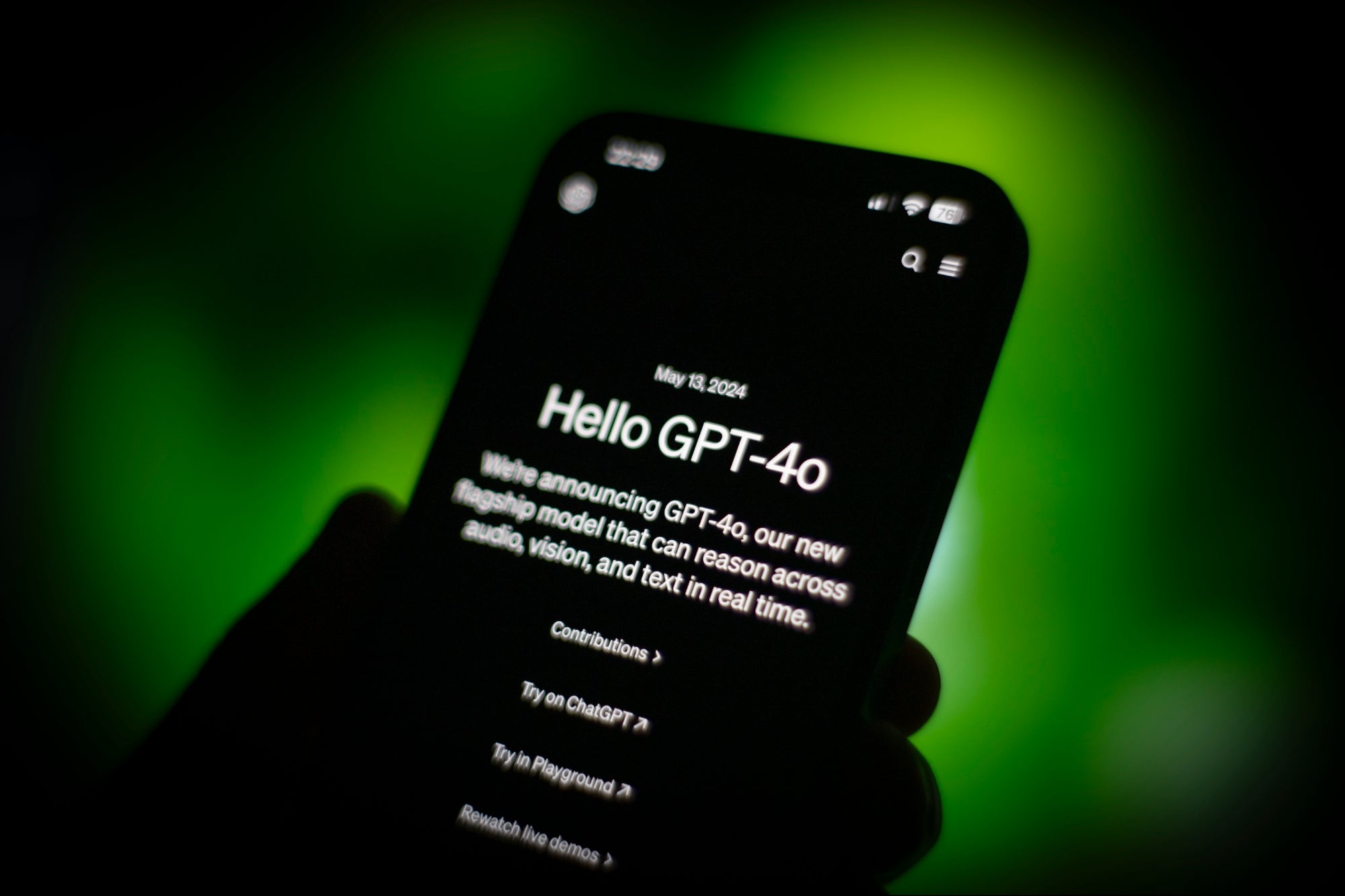 Entrepreneur: cine te poate ajuta să pornești o afacere mai bine - ChatGPT sau Y Combinator?