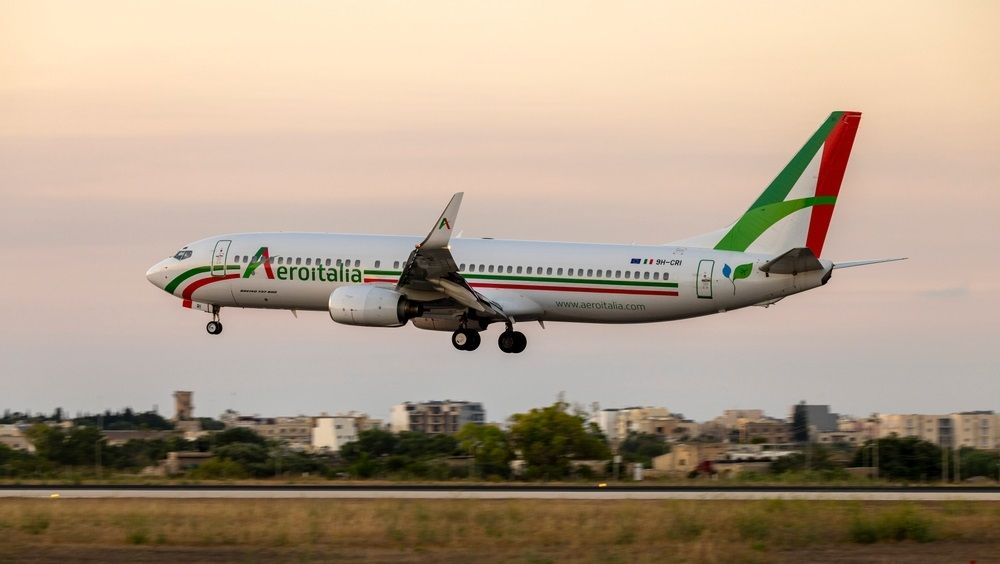 wall-street.ro: Aeroitalia va fi prima companie care operează zboruri regulate de pe Aeroportul Băneasa