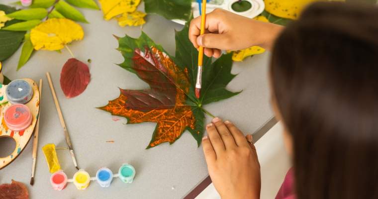 green.start-up.ro: 5 artiști concentrați pe sustenabilitate și operele lor de artă