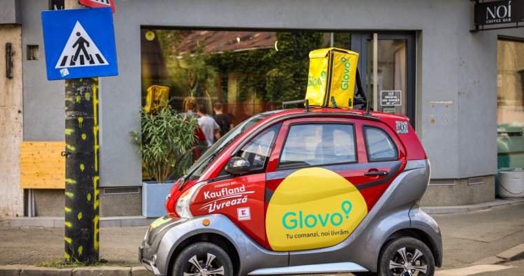 Green Start-Up: Cum funcționează parteneriatul Glovo și E-Mobility Rentals