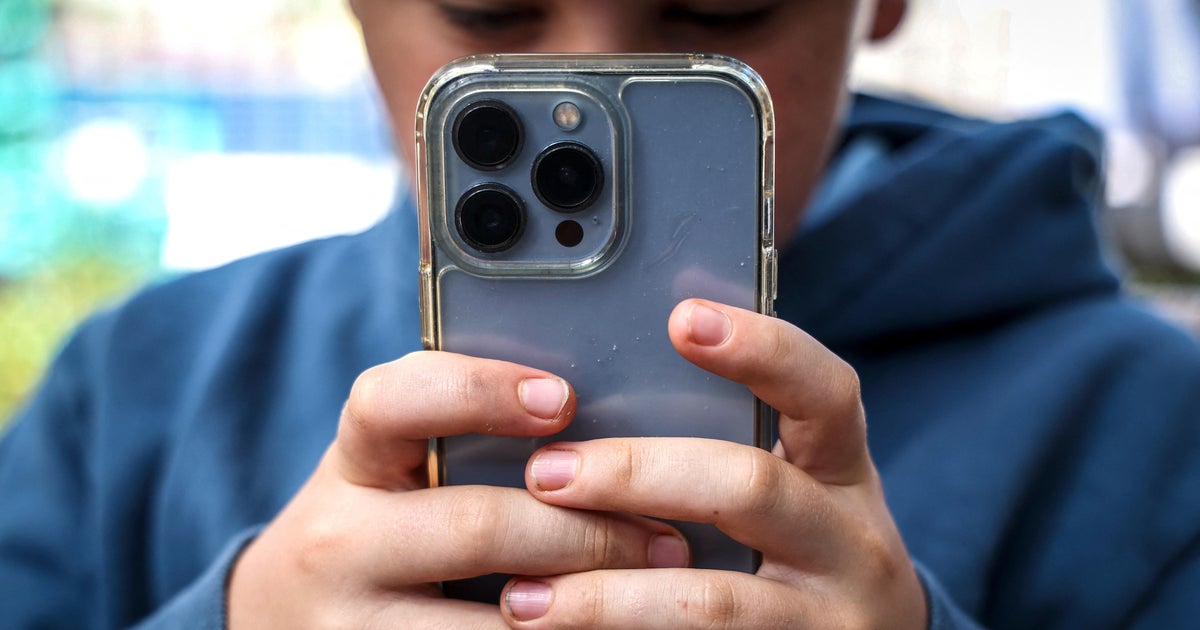 CBS News: Meta și Google, acuzate că dau dependență intenționat