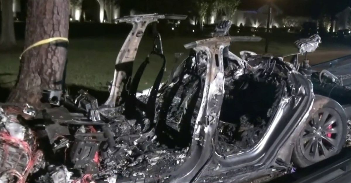 The Verge: Încă un accident soldat cu morți în care a fost implicat un Tesla fără șofer