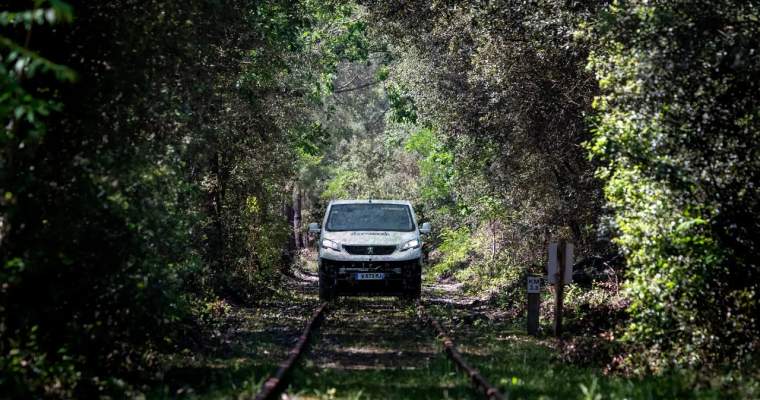 green.start-up.ro: Cu mașina pe șinele de tramvai