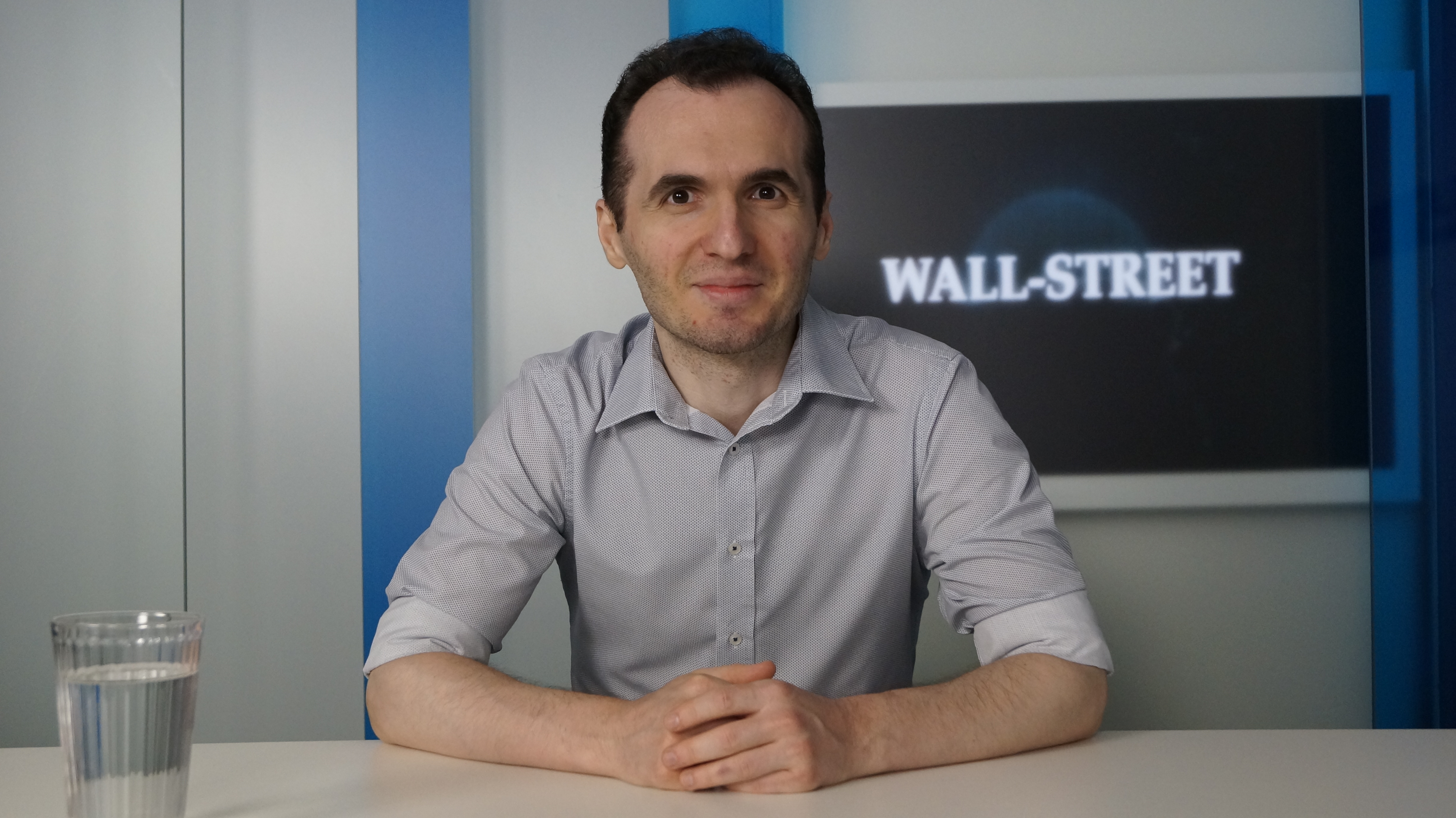 Wall-Street: Cum contribuie și privații la situația infrastructurii