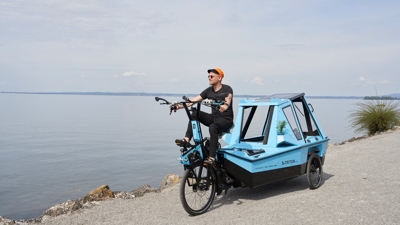 (Tech.eu): Mai ții minte hidro-bicicletele cu care te plimbai pe lac? Probabil că nu așa ți le amintești
