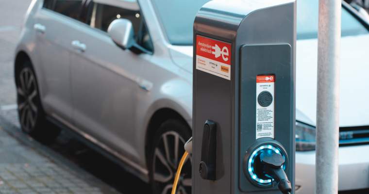 Green Start-Up: Stațiile de încărcare, principala problemă pentru adopția de mașini electrice