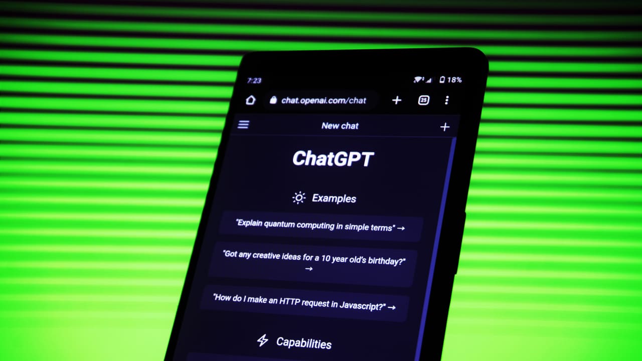 Fast Company: 15 moduri în care poți folosi ChatGPT pentru startup-ul tău