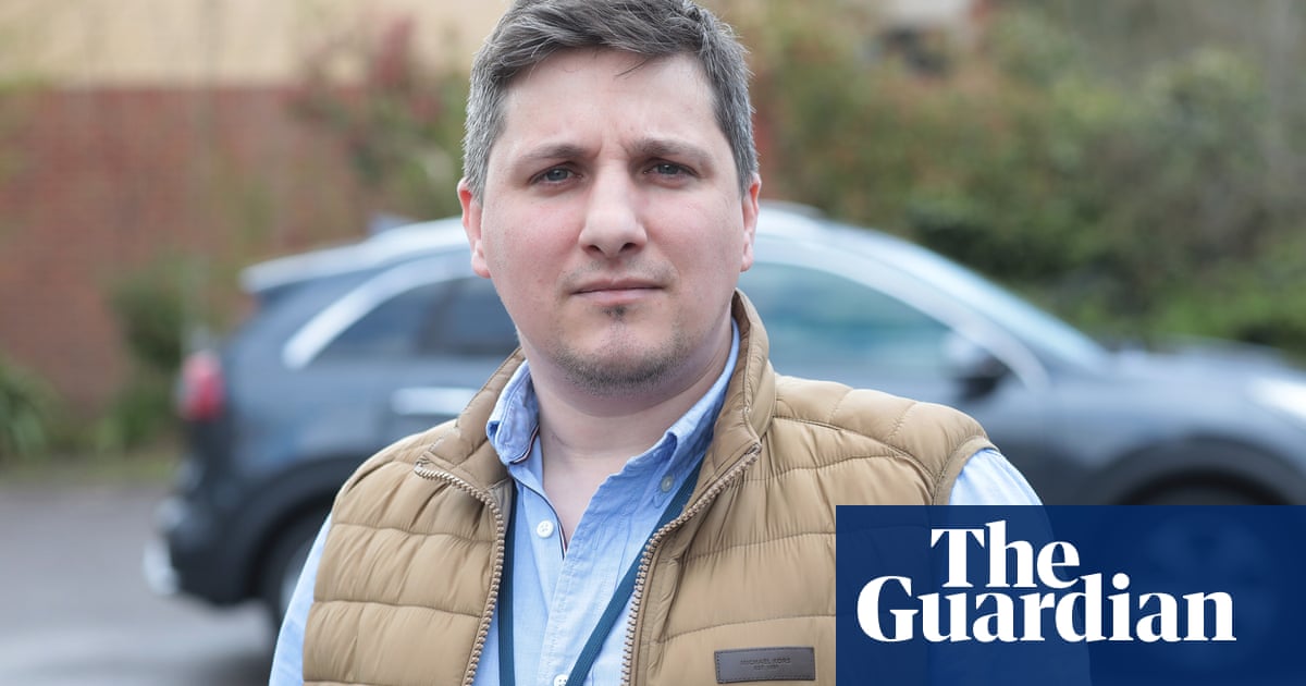 The Guardian: Românul care a învins sistemul de HR automat de la Uber