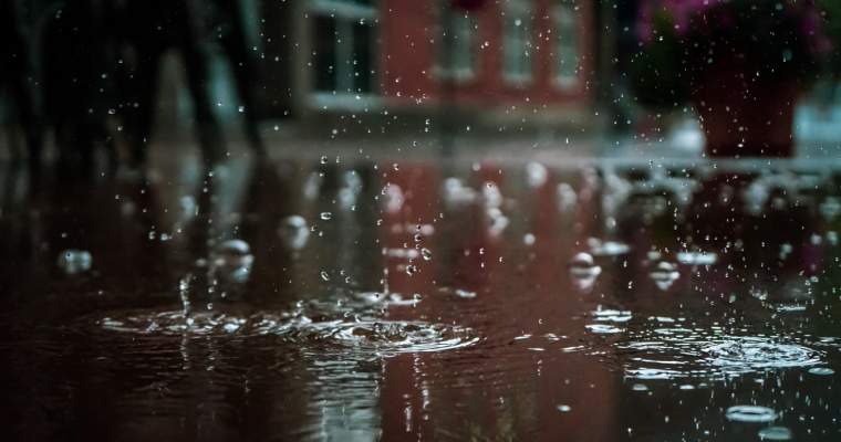 Green.Start-up.ro: De ce apa de ploaie nu este sigură pentru consum aproape nicăieri pe Pământ