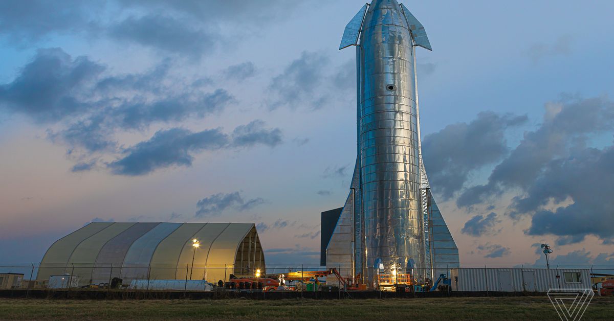 The Verge: Noua rachetă a lui Elon Musk îți fură privirea